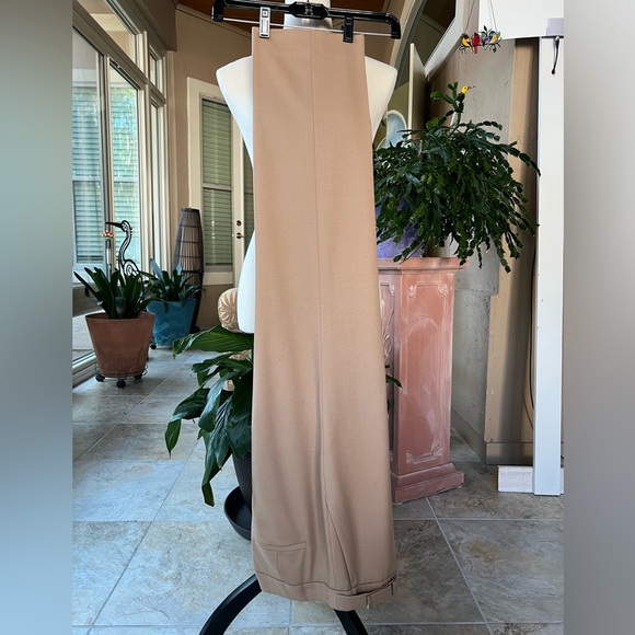 Boss wool slacks, size 8. - Picture 3 of 3